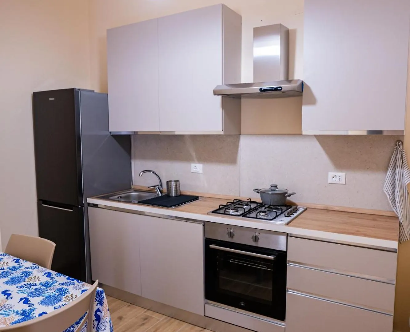 Tribunale Suite Termini Imerese 0*,